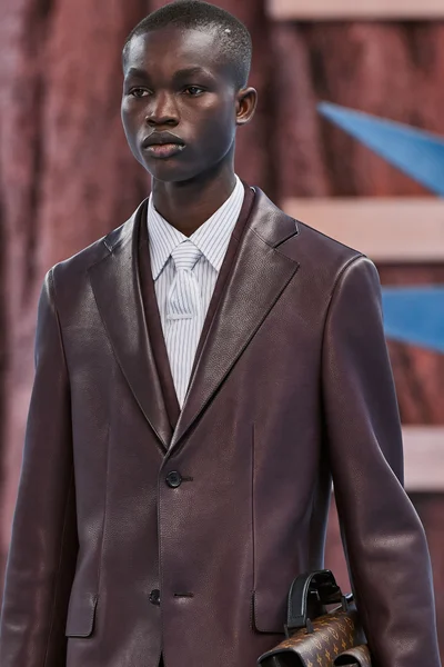 Look 65